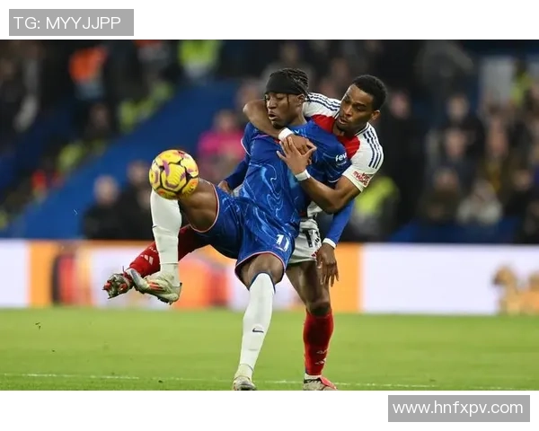 切尔西大胜尤文图斯友谊赛四球狂胜引发全场热烈反响