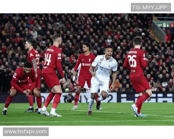 德甲精彩对决里昂3-0战胜巴黎圣日耳曼乌龙球成比赛转折点