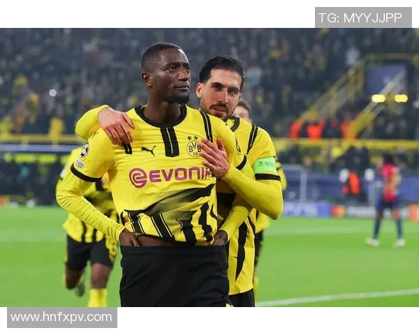 欧冠激战:巴萨3-0战胜尤文图斯帽子戏法点燃全场激情 欧冠激战:巴萨3-0战胜尤文图斯帽子戏法点燃全场激情